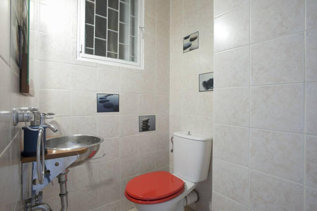 Palaio Faliro, A Bright And Spacious Apartment أثينا المظهر الخارجي الصورة