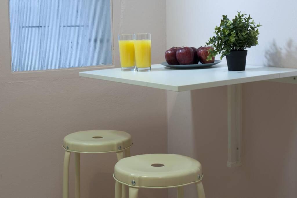 Palaio Faliro, A Bright And Spacious Apartment أثينا المظهر الخارجي الصورة